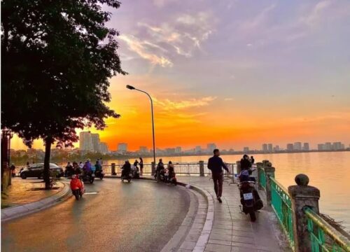 Hà Nội mùa hè 2025 – Khám phá mùa rực rỡ và sôi động nhất trong năm